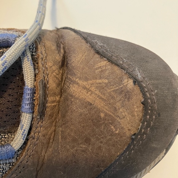 Merrell women’s hiking boots - Picture 9 of 12